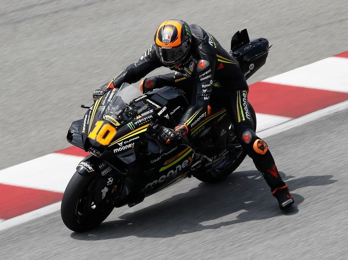 KUALA LUMPUR, MALAYSIA - 2023/02/12: Italian rider Luca Marini of Mooney VR46 Racing Team in action during the Sepang MotoGP Official Test at Sepang International Circuit in Sepang. (Photo by Wong Fok Loy/SOPA Images/LightRocket via Getty Images)