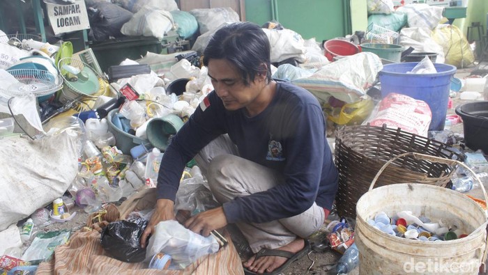 Menukar sampah dengan emas di Bank Sampah Induk Kota Bandung