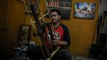 Melihat Produksi Saung Angklung Udjo