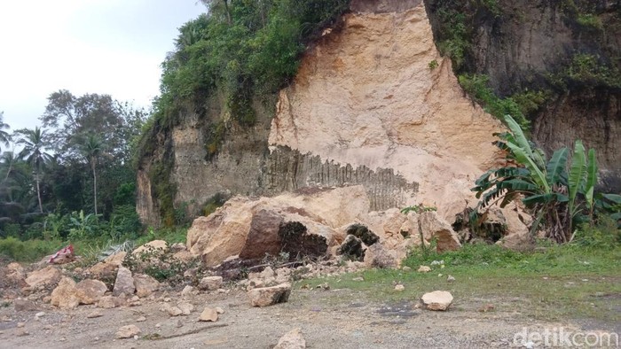 Salah satu dampak galian C di Pangandaran
