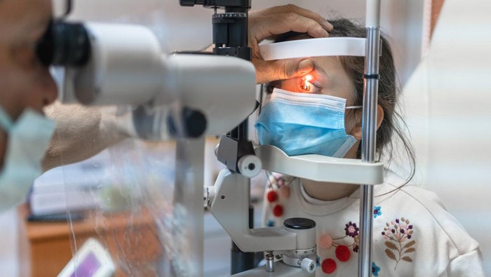 Berpacu dengan Waktu Mendeteksi-Mengobati Kanker Mata Retinoblastoma