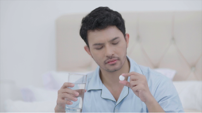 Jangan Sembarangan Minum Antibiotik, Ini 4 Opsi Obat Sakit Tenggorokan