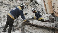 Gempa mematikan yang terjadi pada Senin (6/2) telah menewaskan lebih dari 2.000 orang di kantong yang dikuasai pemberontak dan lebih dari 3.500 total di seluruh Suriah. REUTERS/Khalil Ashawi