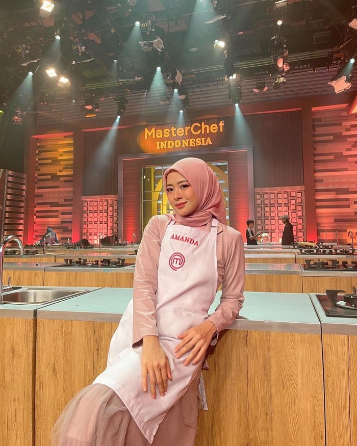 amanda arum sari