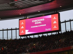 Komite Wasit Akui Kesalahan VAR di Laga Arsenal vs Brentford