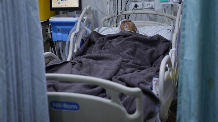 Gempa yang melanda Turki dan Suriah mengakibatkan korban tewas dan luka. Di Suriah, korban luka telah mendapat perawatan di sejumlah rumah sakit.