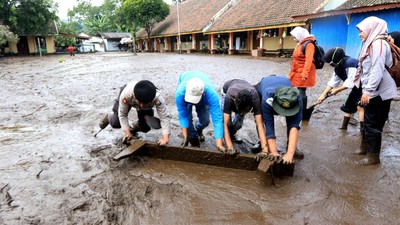 Begini Kondisi Sekolah Dasar di Bondowoso Usai Banjir Bandang