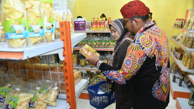 Bupati Sumenep Achmad Fauzi