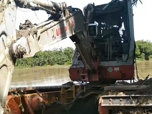 Terungkap! Pemilik Ekskavator Hanyut di Bengawan Solo Blora