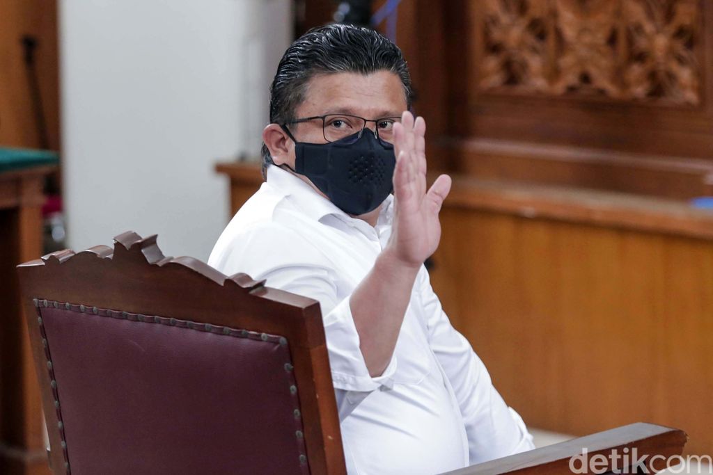 Sidang vonis mantan Kadiv Propam Polri Ferdy Sambo di kasus pembunuhan Brigadir Yosua digelar di PN Jaksel, Senin (13/2/2023). Sambo mengikut sidang secara langsung.