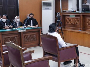 Hakim: Yosua Bikin Sakit Hati Putri Candrawathi, tapi Bukan Pelecehan