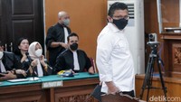 Ferdy Sambo tiba di Pangadilan Negari Jakarta Selatan, Senin (13/2/2023).