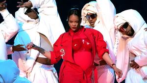 Bikin Heboh di Super Bowl 2023, Rihanna Umumkan Hamil Anak Ke-2