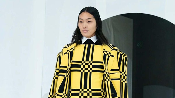 10 Busana Playful 4 Warna Dalam Koleksi Terbaru Marni Fall/Winter 2023