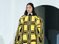 10 Busana Playful 4 Warna Dalam Koleksi Terbaru Marni Fall/Winter 2023