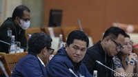 Menteri Badan Usaha Milik Negara (BUMN) Erick Thohir juga menanggapi soal evaluasi biaya transportasi haji yang ditawarkan maskapai penerbangan nasional Garuda Indonesia. Erick mengungkap ada berbagai cara untuk menurunkan biaya transportasi tersebut.