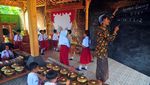 Momen Siswa SD Belajar Wayang dan Gamelan