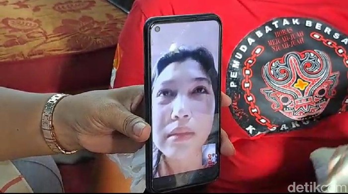 Pacar almarhum Yosua Hutabarat, Vera Simanjuntak.
