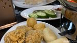 Lezatnya Mantap! Pempek dan Es Kacang Merah Legendaris di Palembang