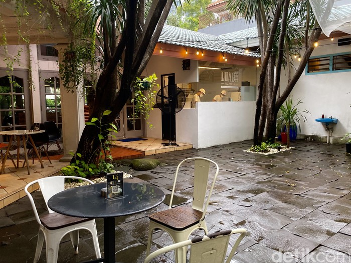 Pizza Klasik Luaga Pizzeria, tempat makan pizza klasik ala Italia