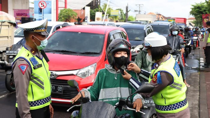 Polresta Denpasar menilang 83 pengendara selama tujuh hari Operasi Keselamatan Agung 2023, termasuk menegur 441 pengendara yang melanggar.