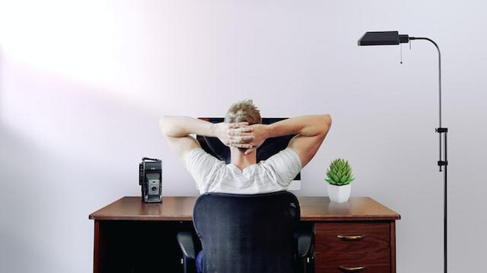 Cara Menjaga Postur Tubuh yang Baik