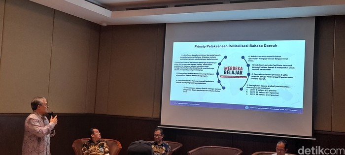 Revitalisasi Bahasa Daerah di Indonesia (Nograhany WK/detikcom)