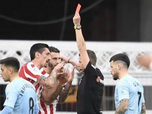 Stefan Savic Kolektor Kartu Merah Atletico Madrid