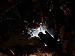 Momen Dramatis Korban Selamat Gempa Turki Pasca 5 Hari Terjebak, Ada Bayi 7 Bulan