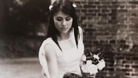 Wulan Guritno bersama putrinya, Shalom Razade, buah cinta dengan Attila Syach. Foto: Instagram Wlan Guritno