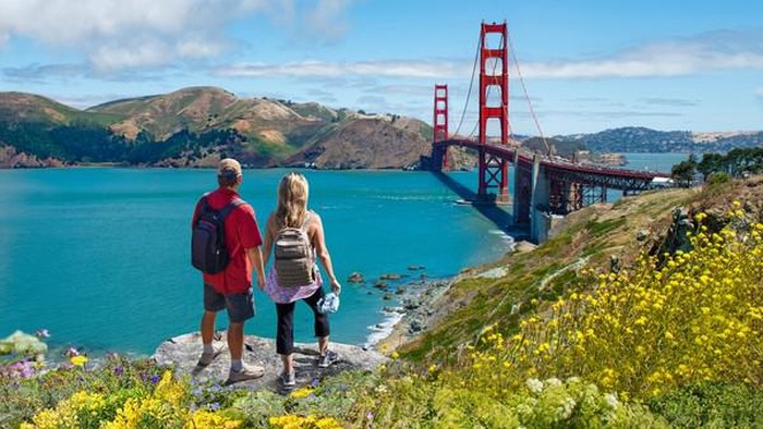 5 Kota Paling Romantis di Dunia, Cocok Untuk Rayakan Valentine Posisi kedua kota paling romantis di dunia diduduki San Francisco, Amerika Serikat (AS) dengan skor sebesar 7,59 poin. San Fransciso menempati posisi kedua karena memiliki sederet spot romantis untuk pasangan.