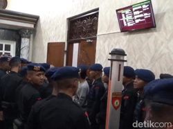 Yel-yel Gaduh Brimob Sudah Tak Terdengar Lagi di Sidang Kanjuruhan Hari Ini