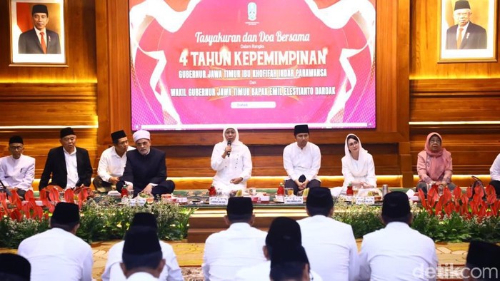Doa bersama 4 tahun kepemimpinan Khofifah-Emil di Jatim