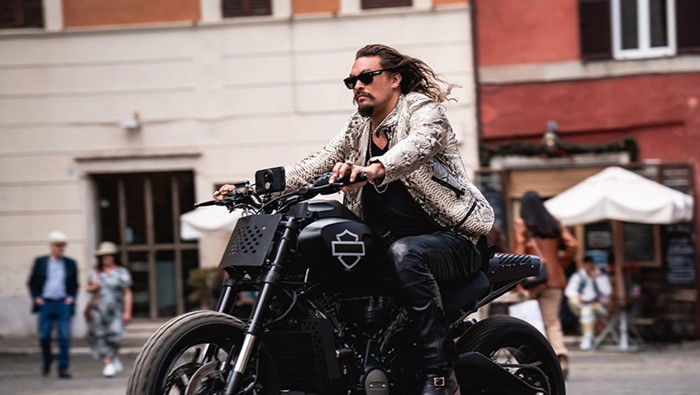 Penampilan Jason Momoa di Fast X.