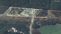 Ribuan bangunan termasuk infrastruktur jalan rusak berat akibat gempa berkekuatan M 7,8 yang terjadi pada Senin (6/2).