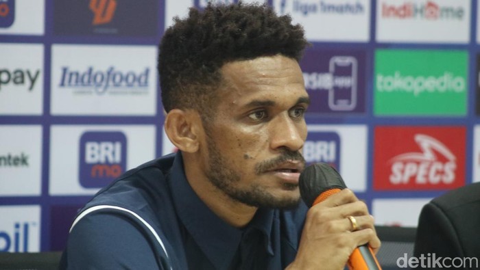 Gelandang Persib Bandung, Ricky Kambuaya.