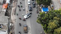 Dinas Perhubungan (Dishub) DKI Jakarta berencana menutup 27 putaran balik di lima wilayah Jakarta untuk mengurangi kemacetan lalu lintas di Ibu Kota.  