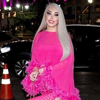 Aku telah menjalani semua operasi yang sebisa mungkin mendekati menjadi wanita secara biologis. Tapi aku tidak bisa punya anak, yang sangat membuat frustasi, ungkap Jessica Alves. Foto: dok. Instagram/@jessicaalvesuk