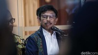 Plate kemudian memberi keterangan terkait pemeriksaannya. Dia mengatakan tidak hadir saat dipanggil pekan lalu karena mendampingi Presiden Joko Widodo dalam acara Hari Pers Nasional di Medan.