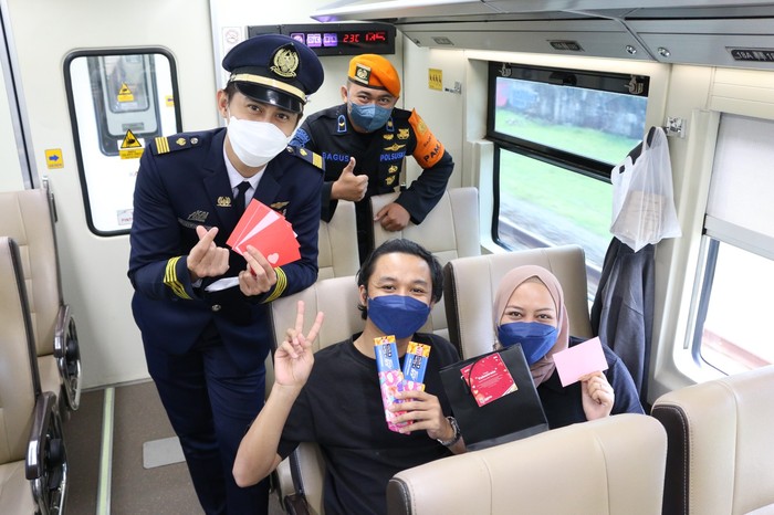 KAI ikut meramaikan Hari Valentine