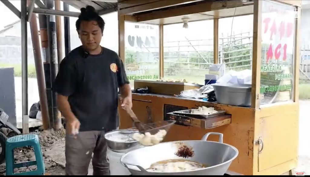 Keren! Penjual Tahu Aci Ini Sukses Meski Sempat Dipandang Sebelah Mata