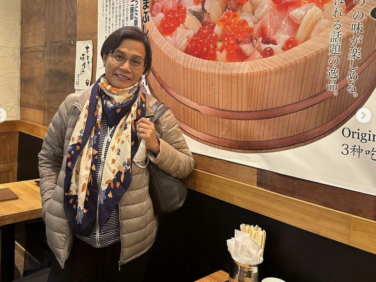 Ketika Sri Mulyani Kulineran di Pasar Tsukiji hingga Makan Taco di AS