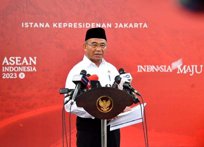 Presiden Jokowi Tunjuk Muhadjir Effendy Jadi Plt Menpora