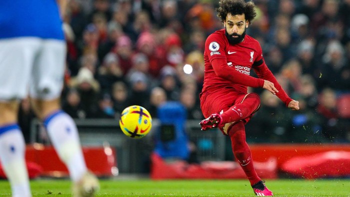 LIVERPOOL, ENGLAND - FEBRUARY 13: Liverpools Mohamed Salah shoots at goal during the Premier League match between Liverpool FC and Everton FC at Anfield on February 13, 2023 in Liverpool, United Kingdom. (Photo by Alex Dodd - CameraSport via Getty Images)