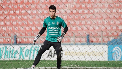 Nadeo saat berlatih bersama Bali United.