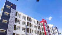 Rusun tersebut dibangun sebanyak satu tower setinggi lima lantai dan memiliki hunian tipe 24 MBR khusus sebanyak 93 unit yakni 88 unit reguler dan 5 unit difabel dengan kapasitas hunian sebanyak 362 orang. Kami juga melengkapi Rusun ini dengan meubelair yang terdiri dari meja, kursi, lemari, dan tempat tidur susun di setiap huniannyaFoto: Ristyan / Direktorat Jenderal Perumahan Kementerian PUPR