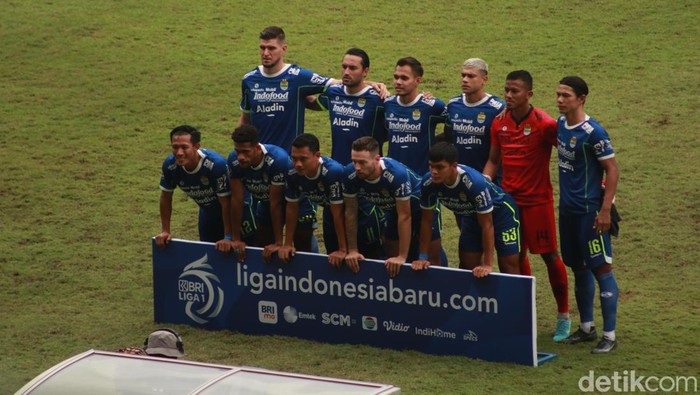 Pertandingan Persib vs PSM Makassar di Stadion Pakansari, Selasa (14/2/2023).