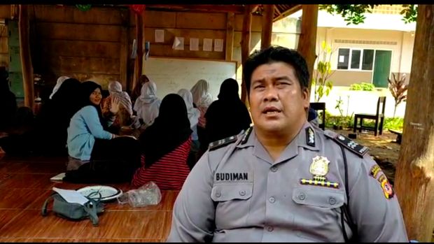 Pondok Pesantren Madinah Darul Barokah, Purwakarta milik Ipda Budiman.