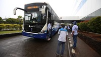 Chandra Asri bekerjasama dengan PT Mobil Anak Bangsa (MAB) menghadirkan dua bus karya anak bangsa. Langkah ini merupakan komitmen untuk mengurangi emisi karbon serta mendukung industri kendaraan listrik (electronic vehicle/EV) nasional.