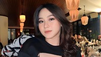 Dikenal sebagai model dan selebgram, Resta Maharani merasa impiannya terwujud. (Foto: dok Instagram)